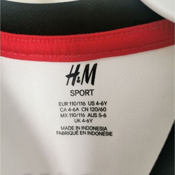 H & M soccer jersey size 4-6 years - Picture 3 of 4